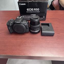 Canon EOS R50
