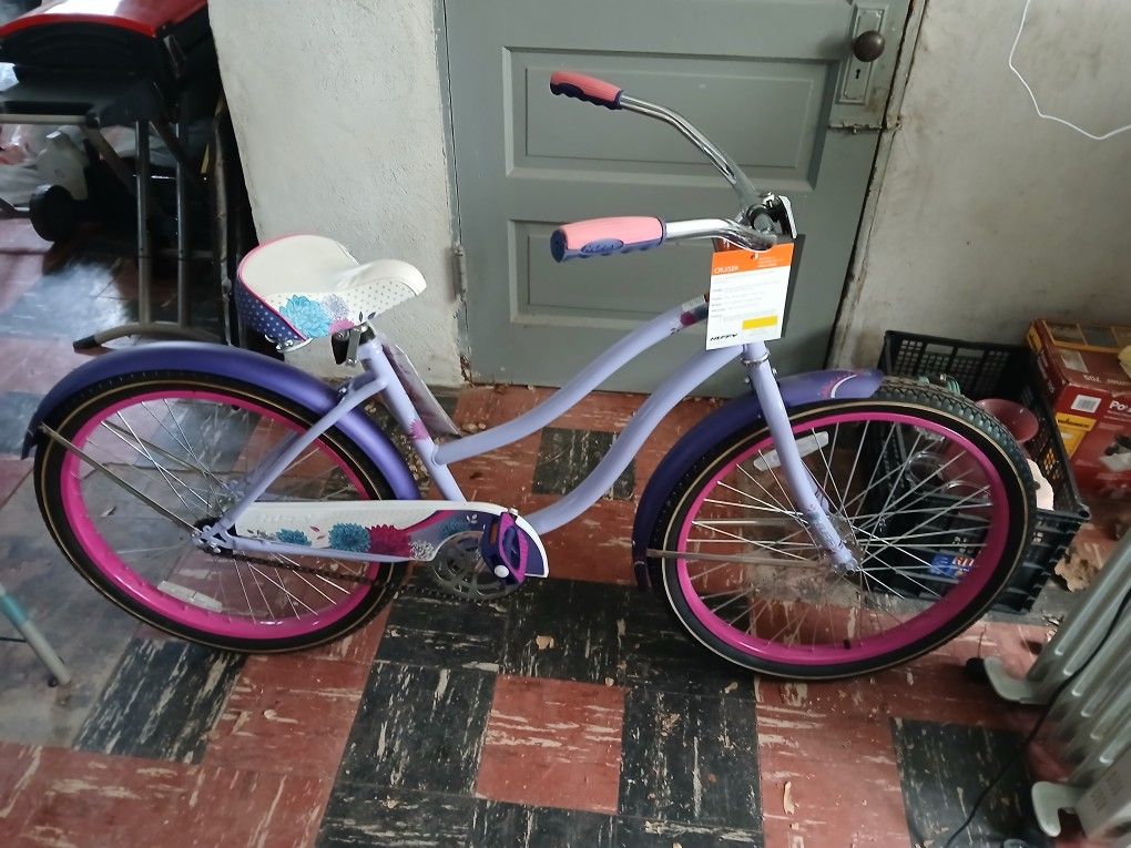 Huffy 24 Inch Brand New Women's Bike