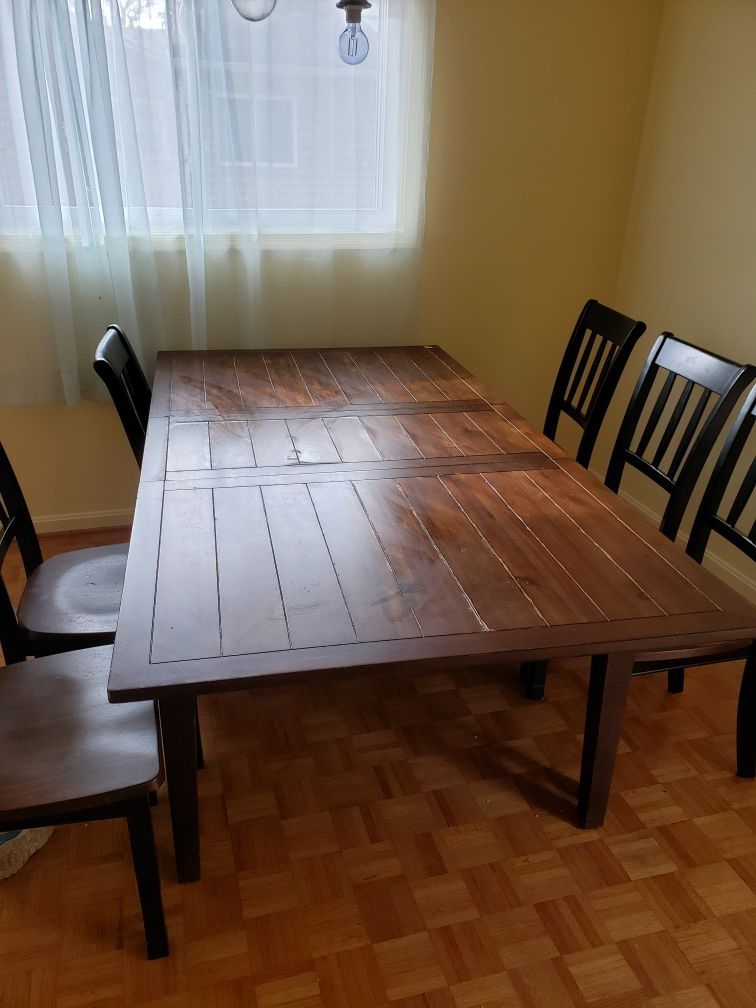 kitchen table and chair