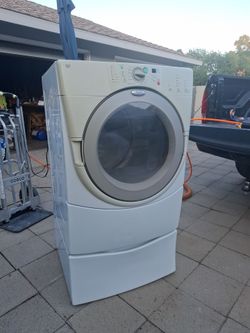 Whirlpool duet Gas dryer.