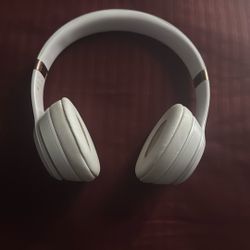 Beats Solo 4