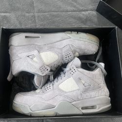 KAWS X JORDAN 4 
