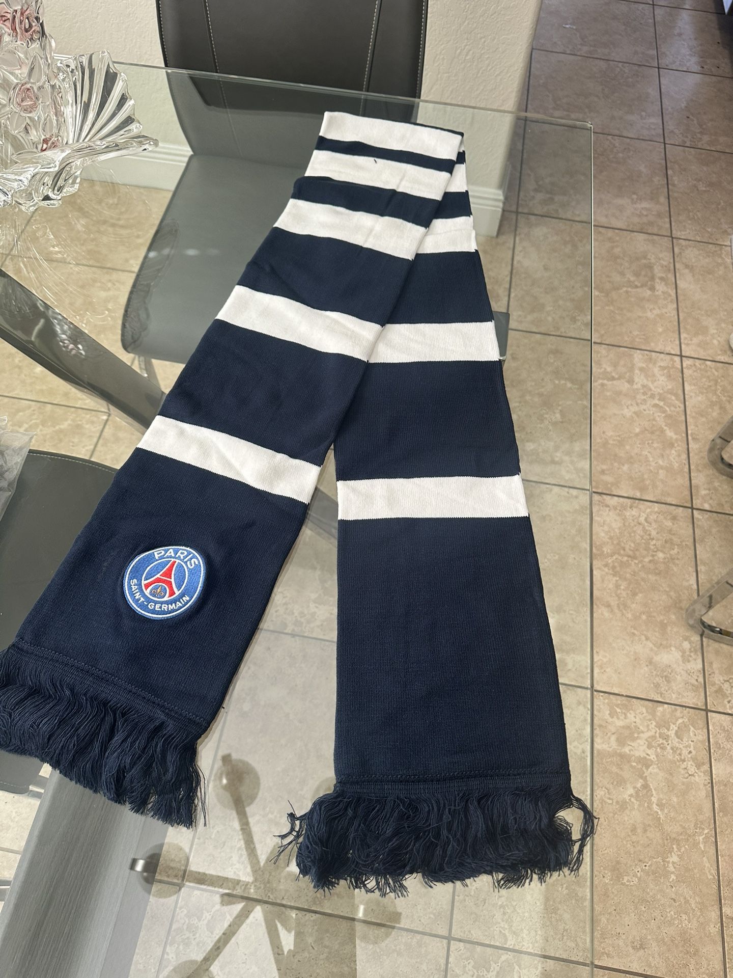 PSG scarf ( Bufanda )