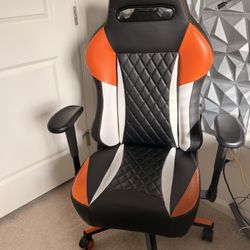 Gaming Chair- Fully Adjustable 