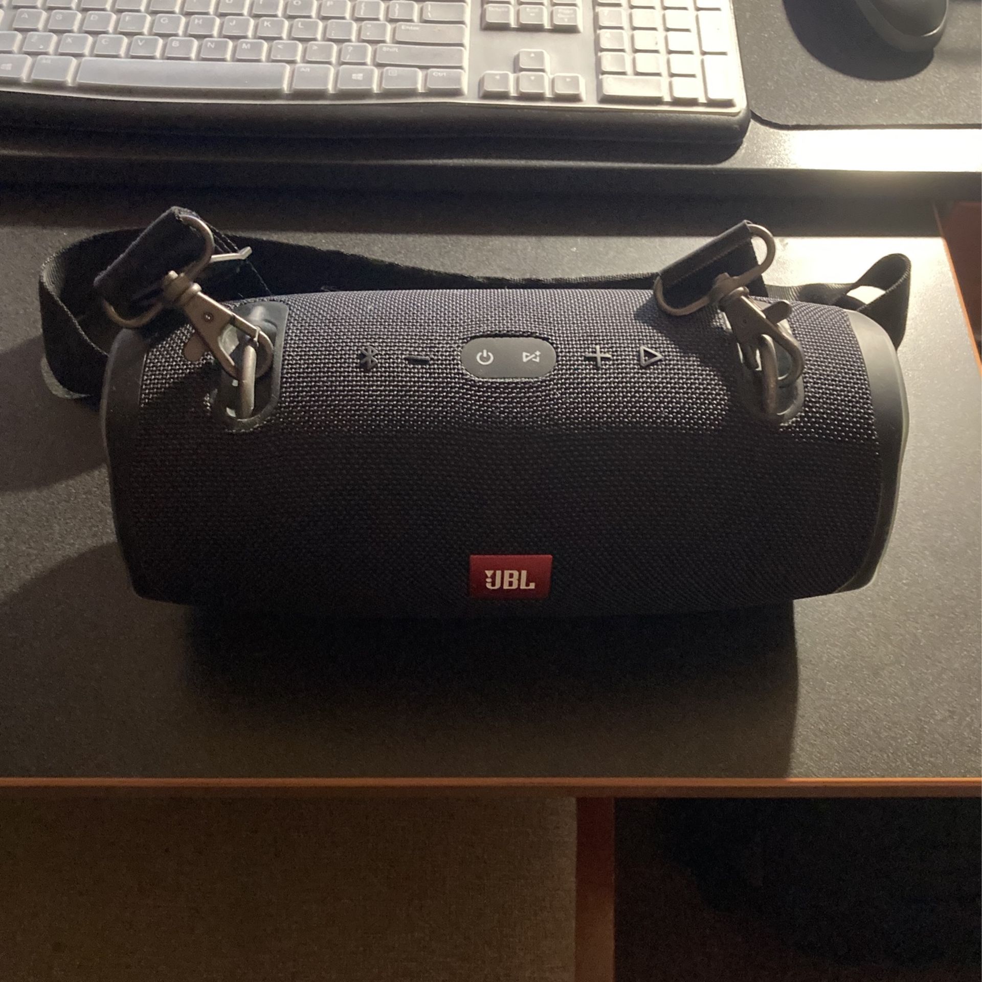 JBL Xtreme 2 Bluetooth Speaker