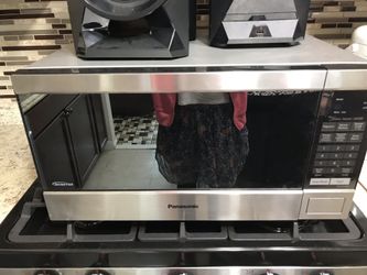 Almost new microwave and oven 60$ and 650$