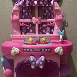 Minnie Mouse kitchen