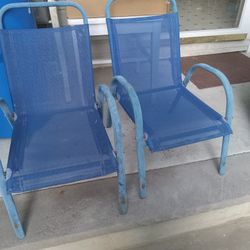 2 Canvas Children's Lawn Chairs