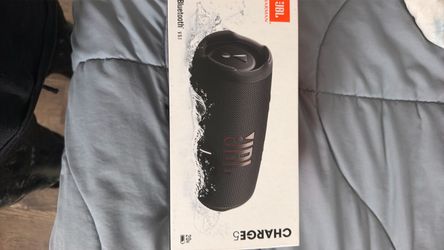 JBL CHARGE5