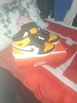 Nike Court Borough Mid 2