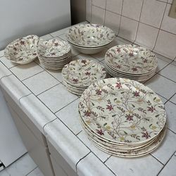 Vintage dishes 