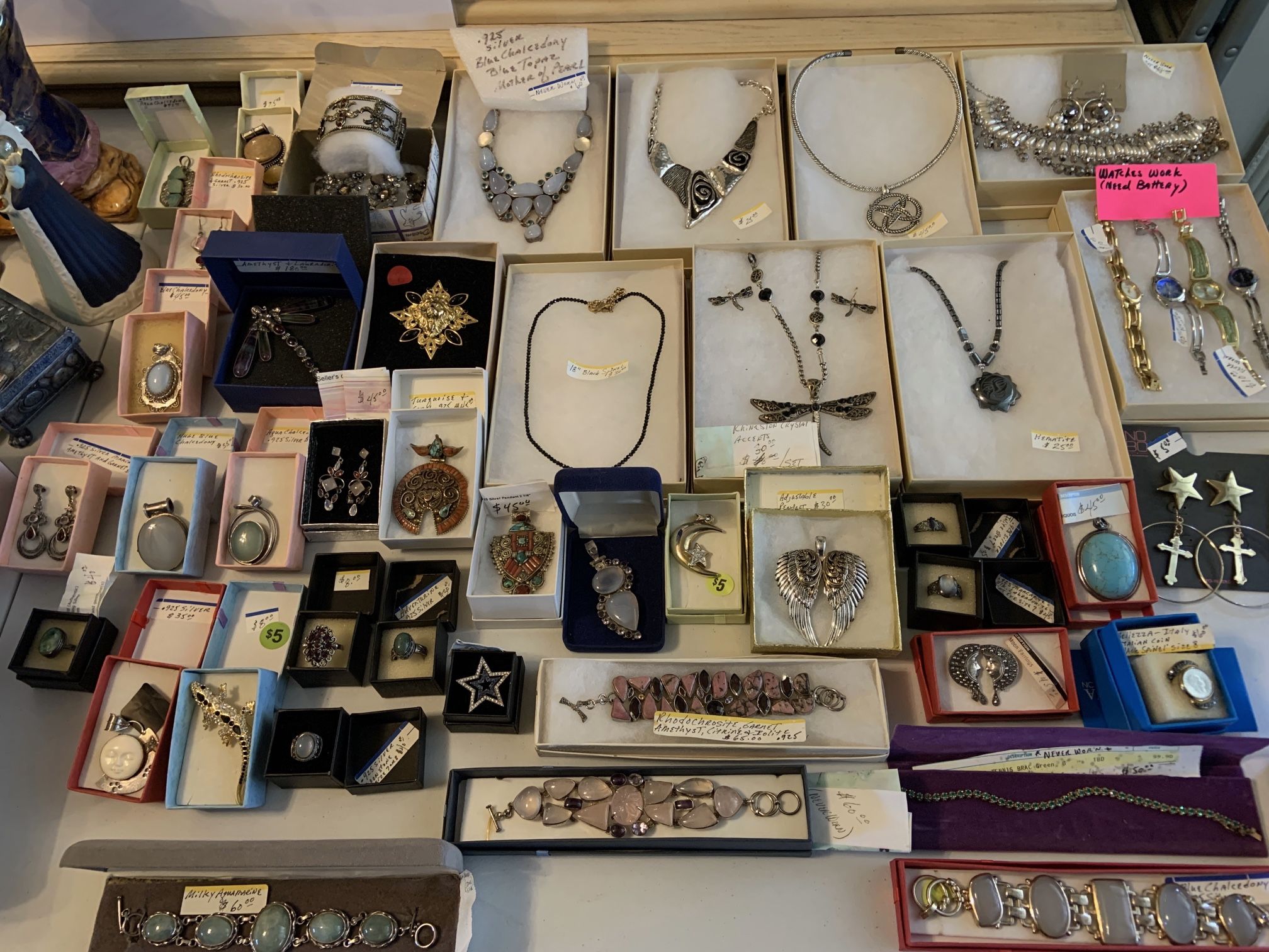 2 Family Garage Sale - Sun Nov 16 (8am-2pm)