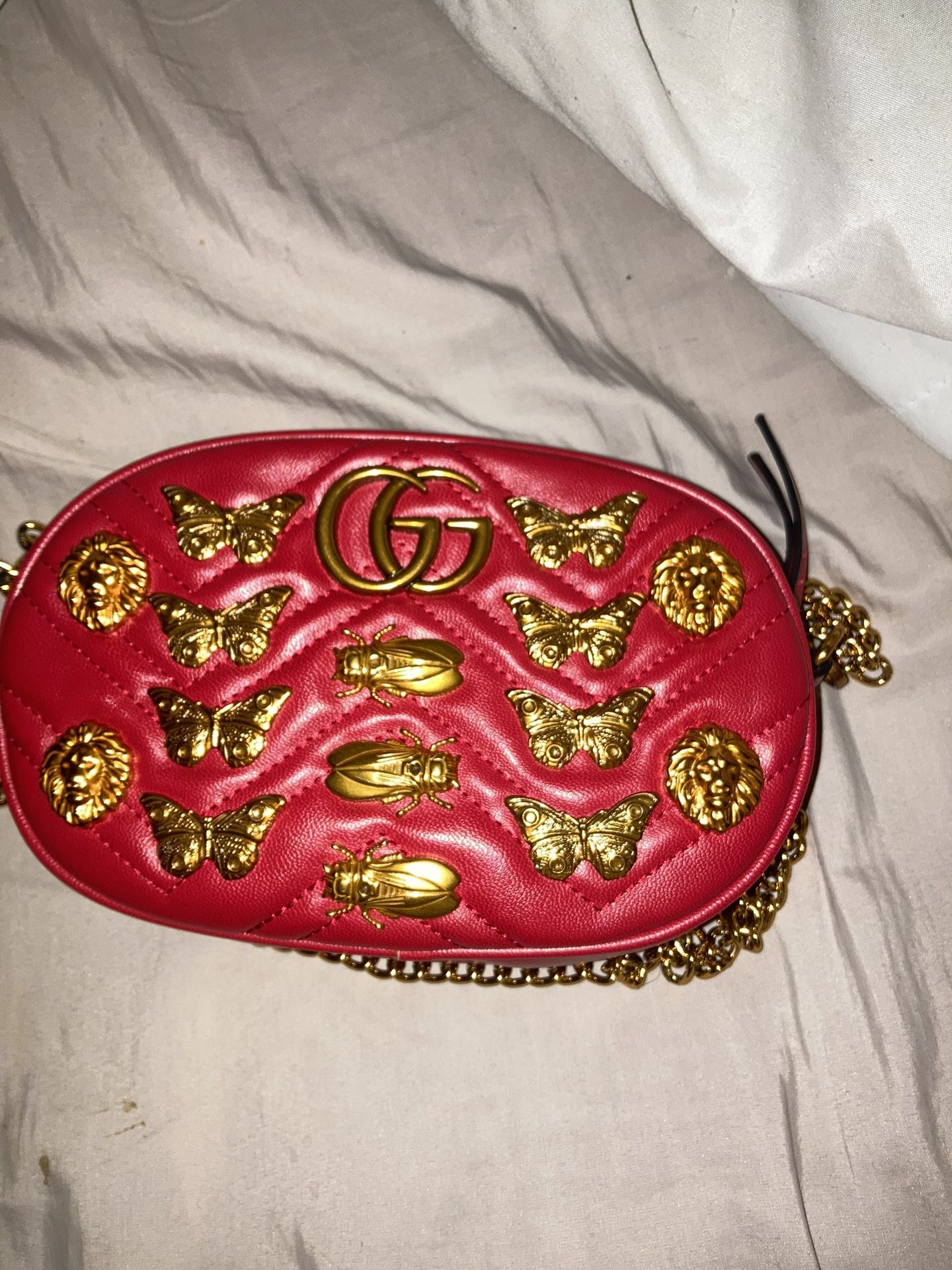 Gucci Red Matelassé Leather GG Marmont Animal Stud Belt Bag(pick Up Only)