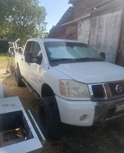 2004 Nissan Titan