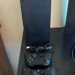 Xbox Series X With Controller + Turtle Beach Recon Controller