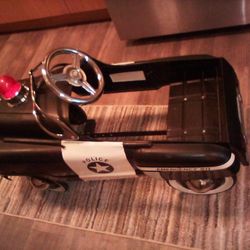 VINTAGE MURRAY'S BLK/WHT METAL PEDAL CAR 