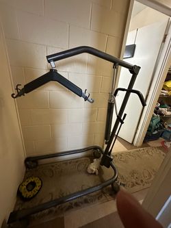 Protekt brand hydraulic lift