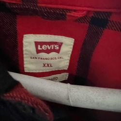 Levi Shirt