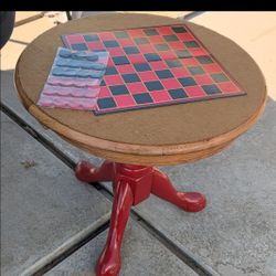 Round Pedestal Game Table with Checkers Set