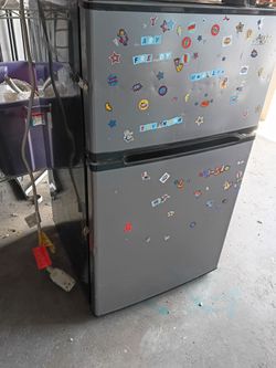 Mini fridge