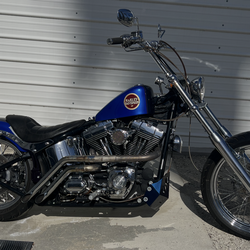 Amazing custom 2004 Harley Davidson, Heritage softail beautiful Motorcycle
