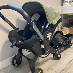 Doona Stroller + Base + Accessories 