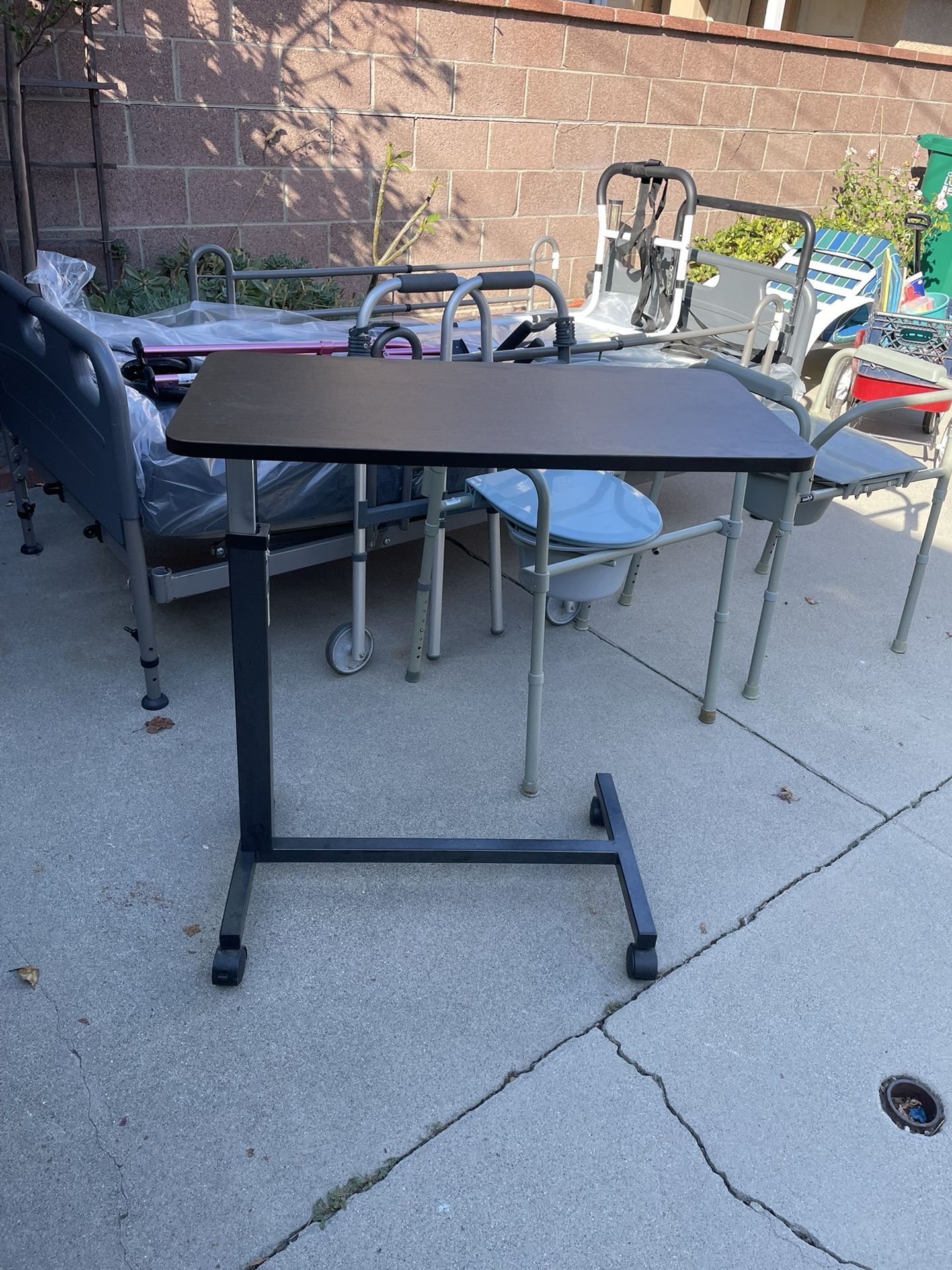 Walkers, Bedside Commodes, Bedside Table, Chair/stool, For Sale $20 Each Item