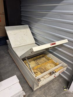 Weather Guard ToolBox - Gull-Wing
