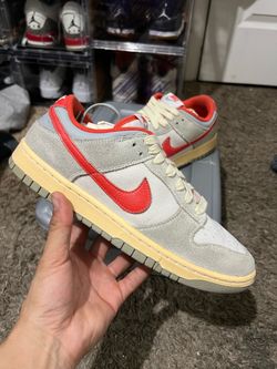 Sz 9.5 Nike Dunk $30 FIRM NO TRADES