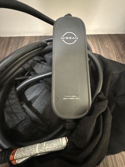Nissan OEM charging cable ariya Leaf