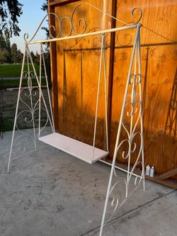 Cake/ Desert Swing for sale