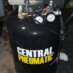 Central Pneumatic Air Compress
