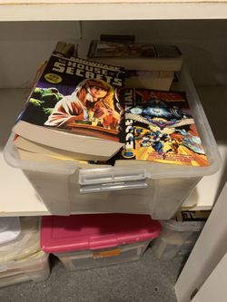 Entire collections Of Marvel essentials & DC Showcase