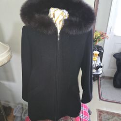 Ladies Coat 