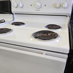 Hotpoint Electric Stove Working Perfectly Fine Very Clean Super Capacity I Can Deliver To You 90 Days Warranty 