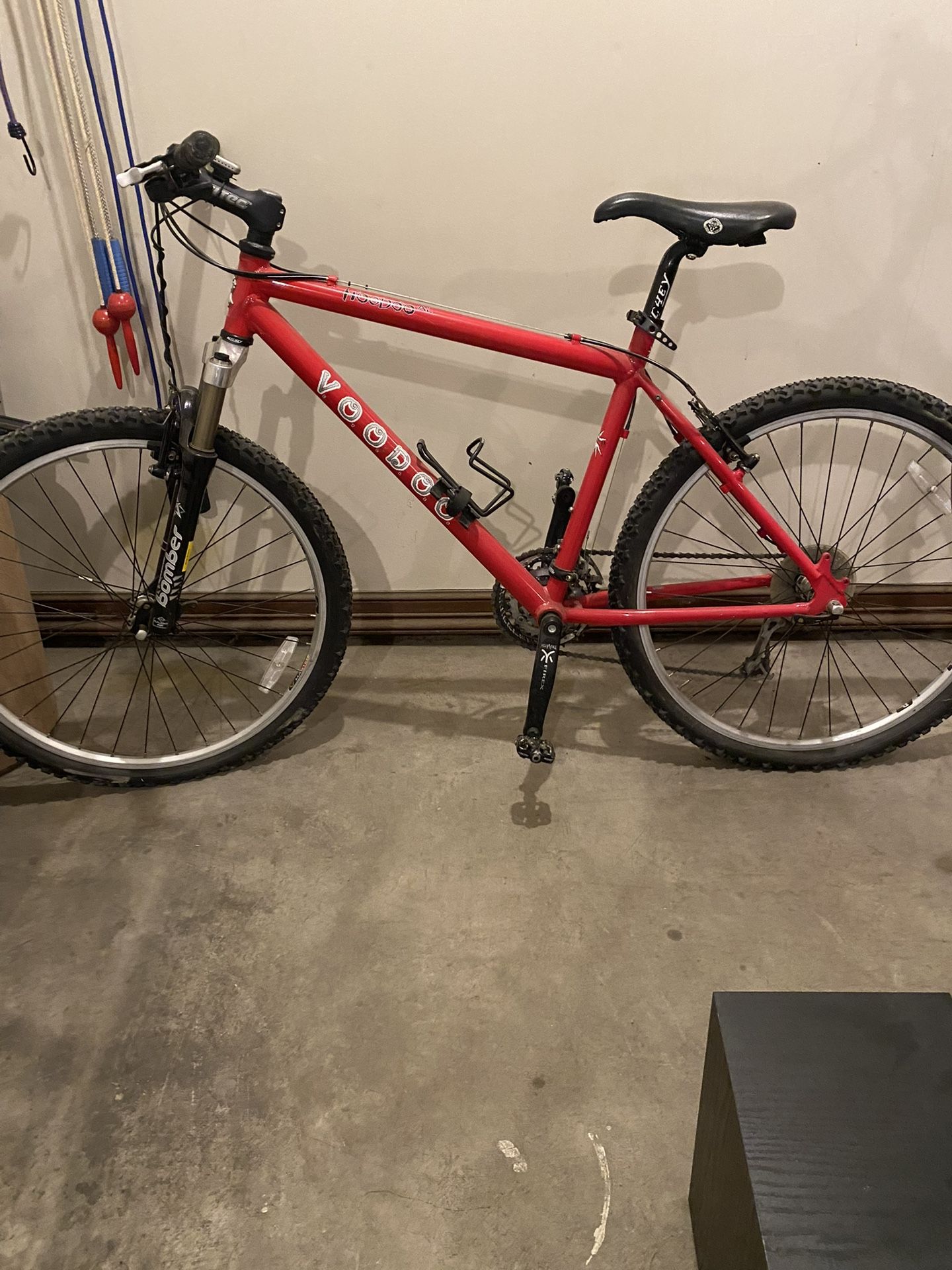 Voodoo Hoodoo AL Vintage Mountain Bike | 90s | Lightly Used