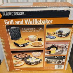 NEW / Vtg Black & Decker Grill & Waffle Baker 3 In 1 Nonstick Reversible G48TD