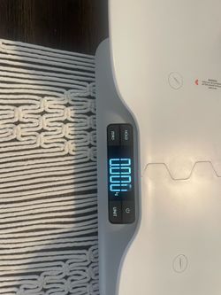 Scale for babies, pets, packages