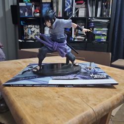 Sasuke Figure