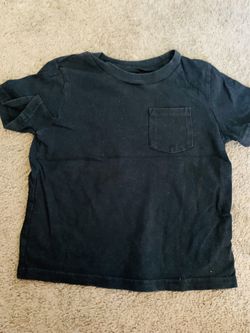 4T black shirt