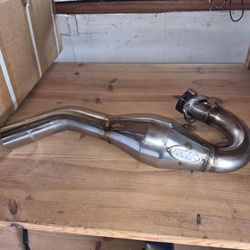Brand New
FMF MegaBomb Header CRF450X 2019-2025 041577