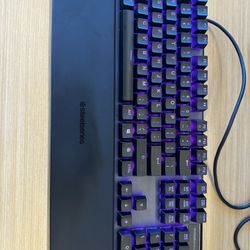 Steel series Apex 7 Mechanical Gaming Keyboard with OLED Smart Display 