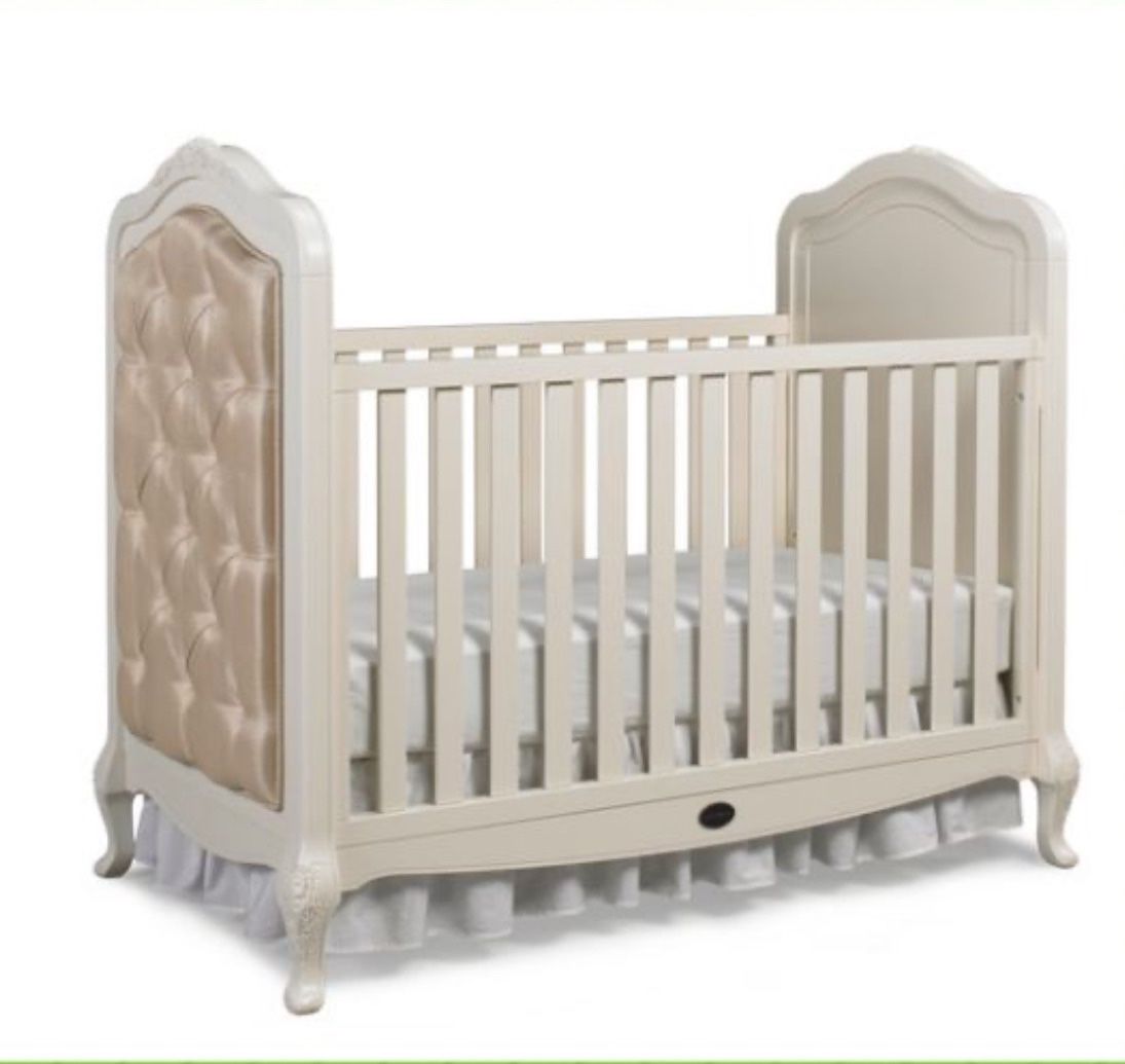 Dolce Babi Angelina Collection Crib Upholstered