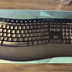 Microsoft wireless comfort keyboard 5050 model 1728