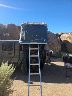 Bed rack + Silverwing Rooftop top tent for gladiator
