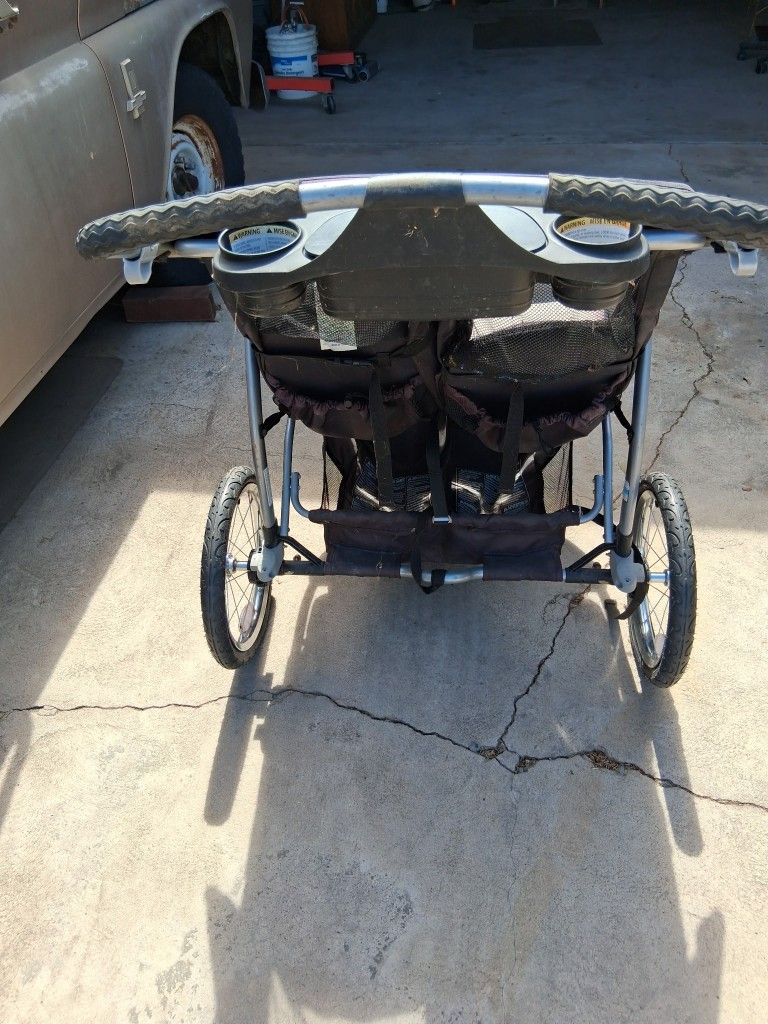 Double Jogging Stroller 