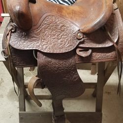 Trail Saddle