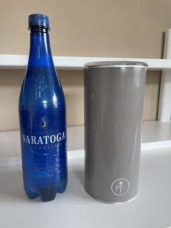 Pampered Chef Wine Chiller. Insulated container is designed to keep wine champagne bottles 