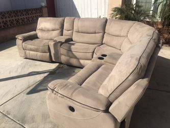 Beautiful sectional recliner couch can deliver