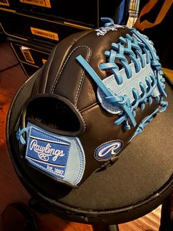 Rawlings GG elite youth 11.5” glove  Carolina blue/black